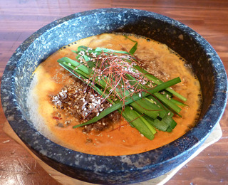 石焼チゲラーメン　赤