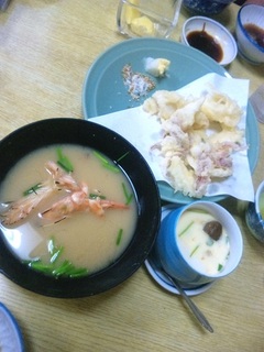 ゲソの天ぷらエビの味噌汁茶碗蒸し