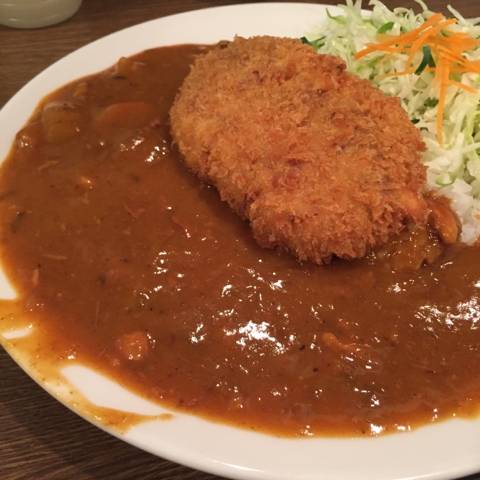 メンチカツカレー