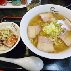 喜多方ラーメン 小法師 汐留シティセンター店 