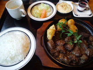 サイコロステーキ