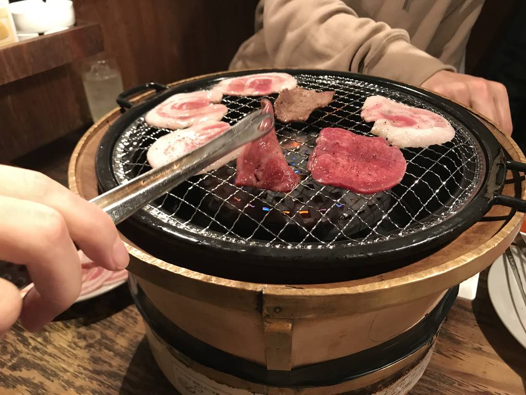 ホルモン焼肉 がくえん横丁 本店（地図/写真/松江/焼肉） ぐるなび