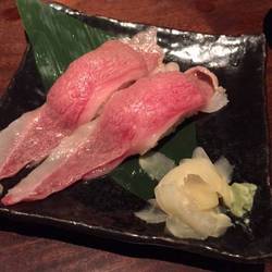 炙り牛肉寿司