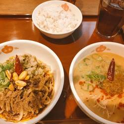 極上坦々麺香家 シモキタエキウエ店 