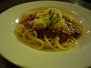 モッツァレラチーズ＆トマトソーススパゲティ