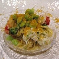 タラバ蟹　ブロッコリーと茶豆のタリオリーニ