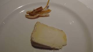 ピエール ロベールの白カビチーズ