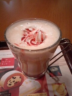 ストロベリーミルクティー