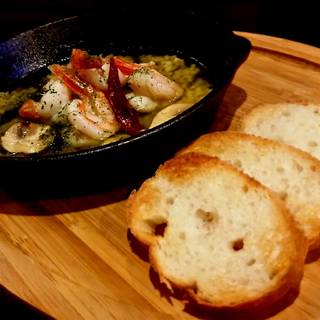 エビのアヒージョ