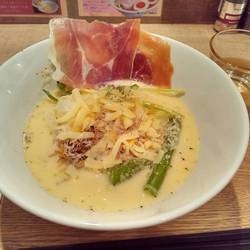 豚骨イタリアンラーメン 伊太そば 