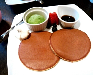 焼きたて三笠パンケーキ