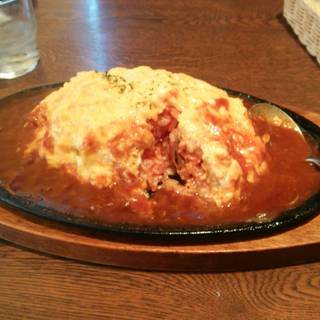 オムライス　デミグラスソース