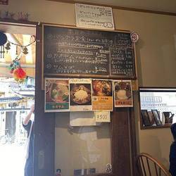 Asian Kitchen Cafe 百福 地図 写真 九条 アジア料理 ぐるなび