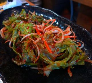 サンチュサラダ