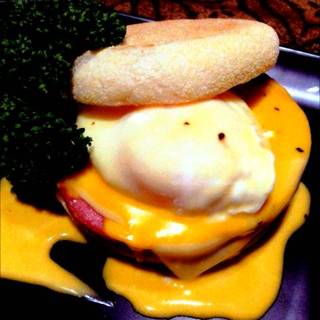 エッグベネディクト