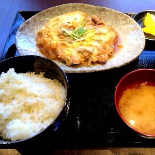 若鶏の卵とじ定食