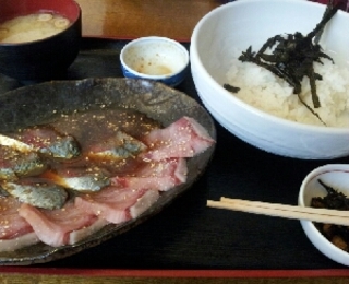 青魚丼