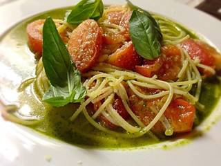 フレッシュトマトとバジルのスパゲッティ