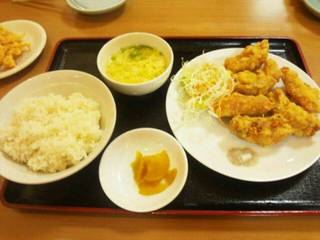 鶏の唐揚げ定食