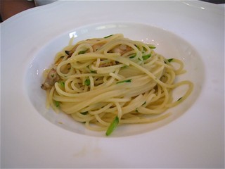 活アサリと松茸のスパゲティ