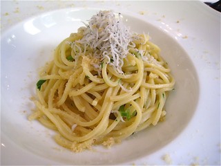 しらすとカラスミの自家製キタッラ