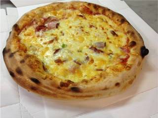 サラミとペパロニ