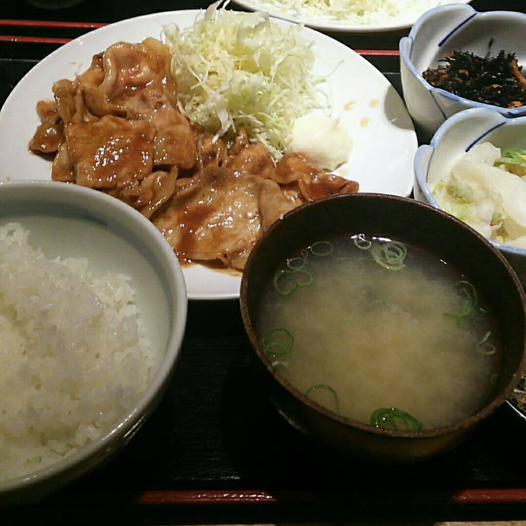 豚生姜焼き定食