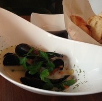 ムール貝と野菜のスープクリーム仕立て＆パン