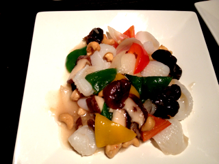 イカとカシューナッツの塩味炒め