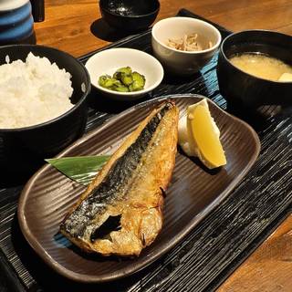 鯖の塩焼き定食