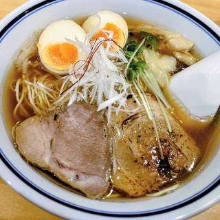 くろおびラーメン　醤油