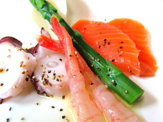 鮮魚のカルパッチョ