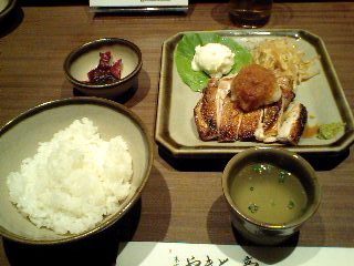 炭火焼チキンステーキ定食