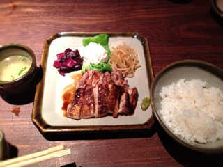 炭火焼チキンステーキ定食