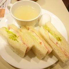 喫茶室ルノアール 池袋北口駅前店 地図 写真 池袋 喫茶店 ぐるなび