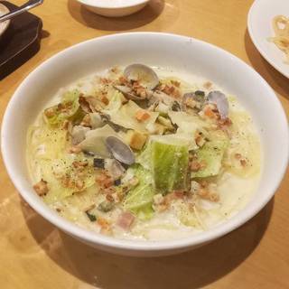 野菜たっぷりのチャウダー風スープスパ〜あさりと牡蠣の旨味仕立て〜