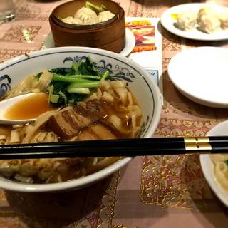 豚バラ肉刀削麺