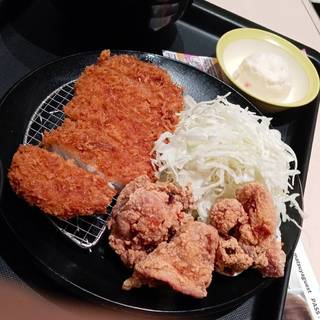 ロースかつ＆本格唐揚げ定食