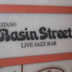 Live Bar Basin Street 