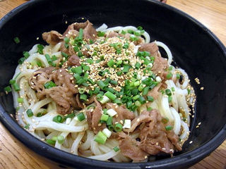 今日はカレーうどん食べたい そんな時に役立つ池袋のカレーうどん4選 Favy ファビー