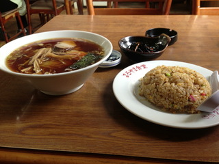 Ａランチ　ラーメン　炒飯　餃子のセット