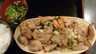 豚バラキャベツ醤油炒め定食