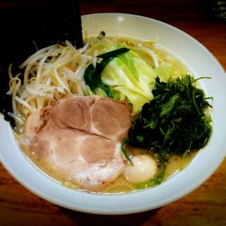 塩とんこつラーメン