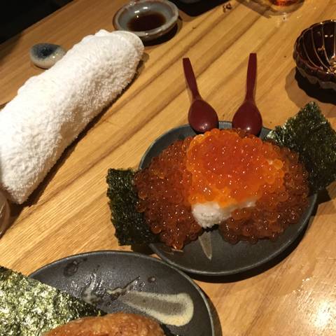 いくらどっさりおにぎり