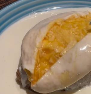 沼オムライス