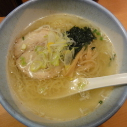 俺流塩らーめん 神楽坂店 地図 写真 神楽坂 塩ラーメン ぐるなび