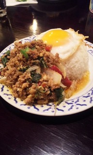 豚肉のバジル炒め