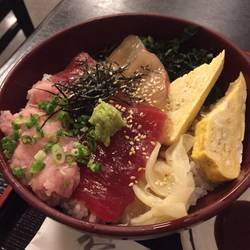 海鮮漬け丼