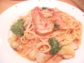 手長エビと牡蠣のトマトクリーム