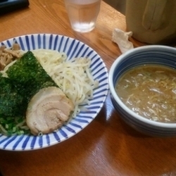 まるきんラーメン 横浜港北店 